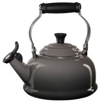 Le Creuset Classic Whistling Kettle Oyster