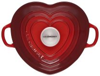 Le Creuset Heart Round Oven 2 qt Cherry Red
