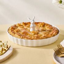 Le Creuset Bunny Pie Vent, White