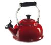 Le Creuset Whistling Kettle, Cerise
